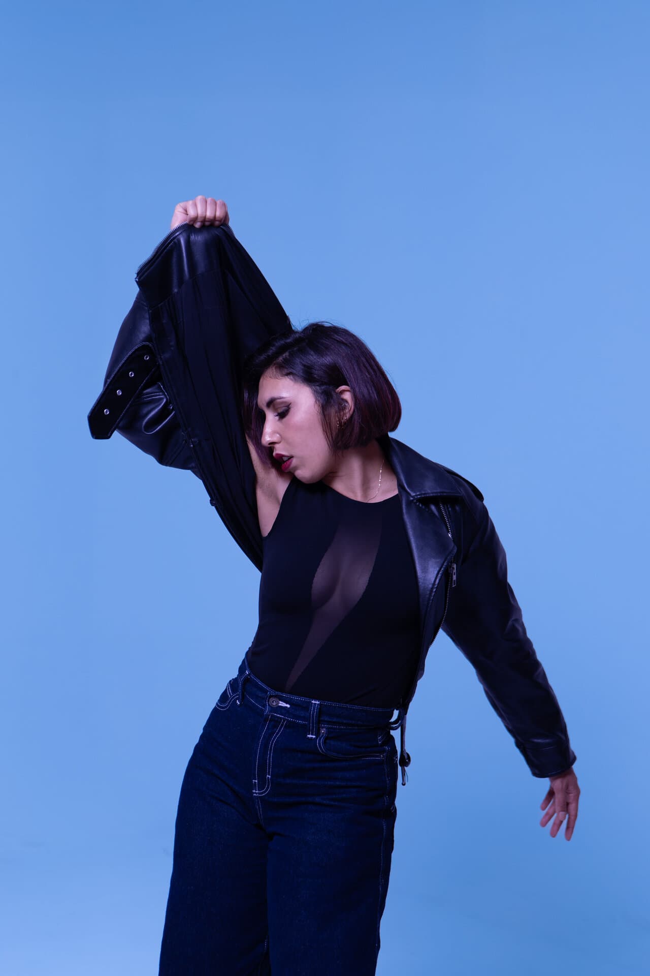 Shooting Sarah EF 8